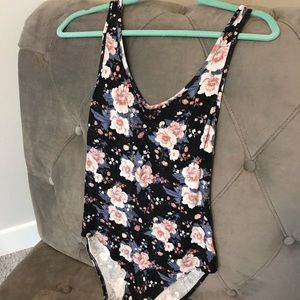 American Eagle Cute Black Floral Body Suit